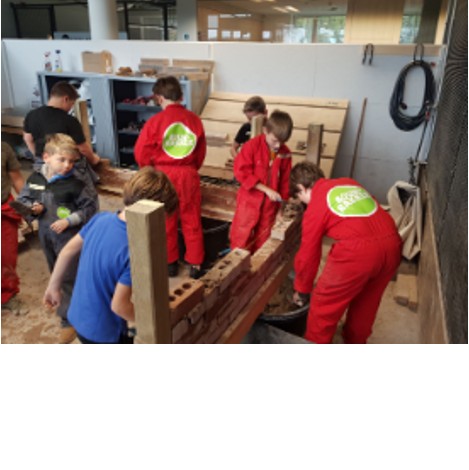 BOUW-en-Voetbal